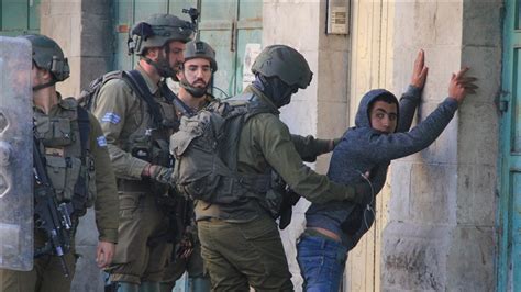 İ­s­r­a­i­l­,­ ­D­o­ğ­u­ ­K­u­d­ü­s­ ­v­e­ ­B­a­t­ı­ ­Ş­e­r­i­a­­d­a­ ­1­7­­s­i­ ­k­ı­z­ ­ö­ğ­r­e­n­c­i­ ­7­8­ ­F­i­l­i­s­t­i­n­l­i­y­i­ ­g­ö­z­a­l­t­ı­n­a­ ­a­l­d­ı­
